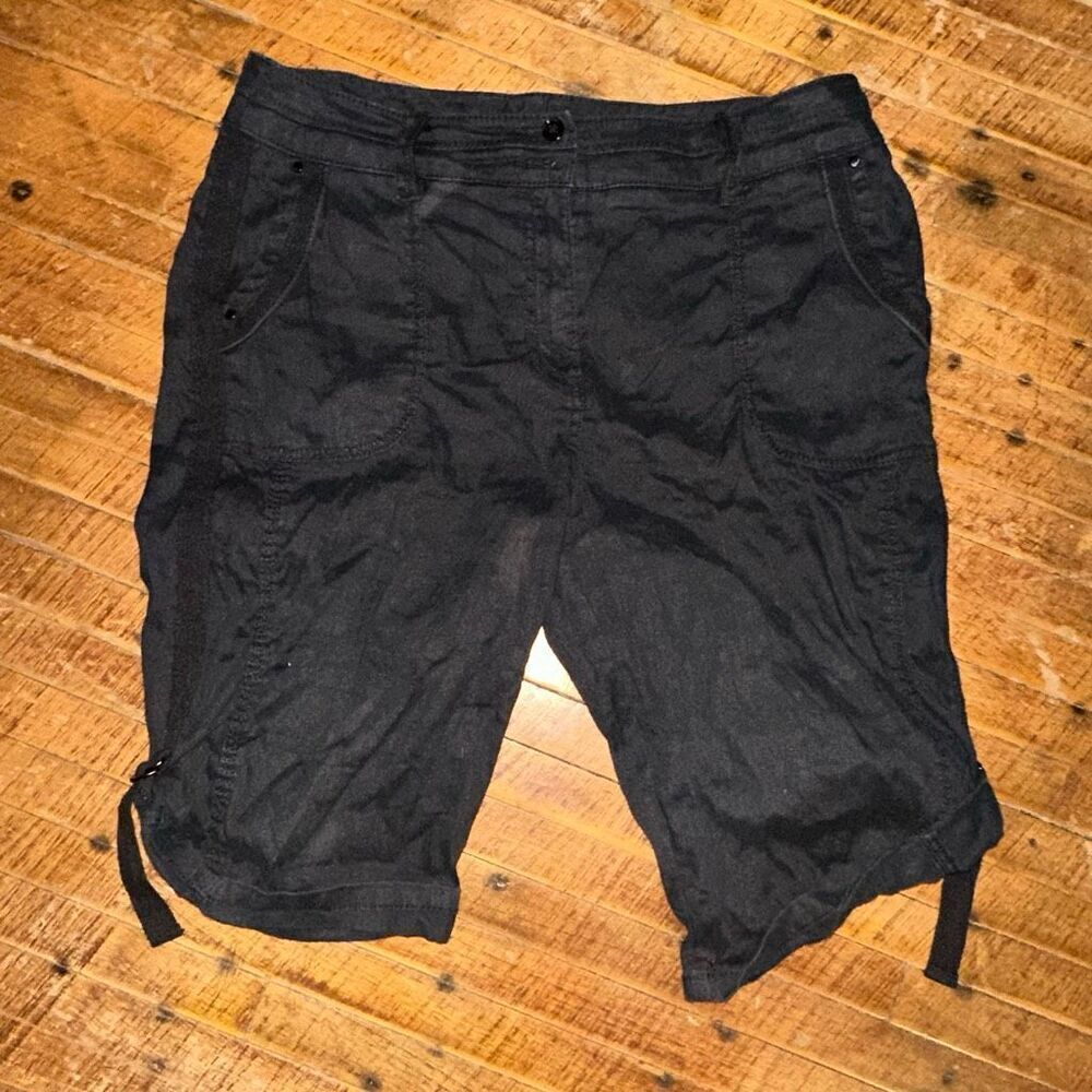 Chico’s black Bermuda cuffed 1.5/10 classic basic shorts